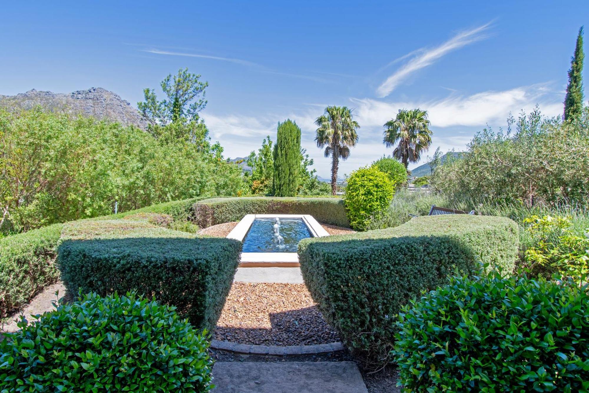 Chateau Neuf Du Cap Hout Bay Exterior foto